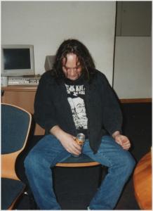 2002 Backstage (Gary)